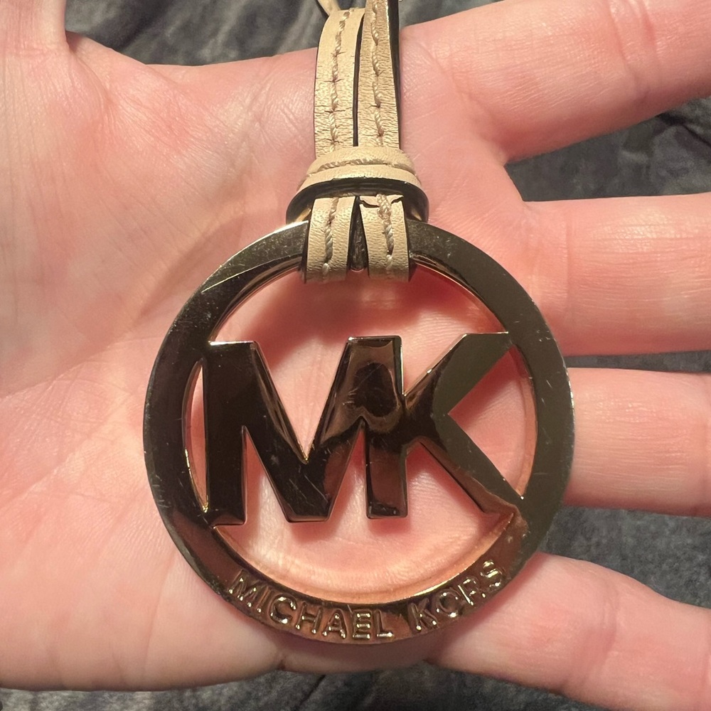 Michael Kors Gold Hangtag